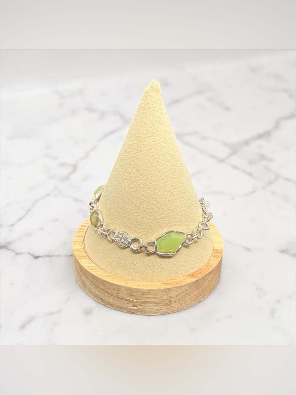 Avon Silver-Tone Bracelet with Lime Green and Pale Yellow Stones - Picture 11 of 14